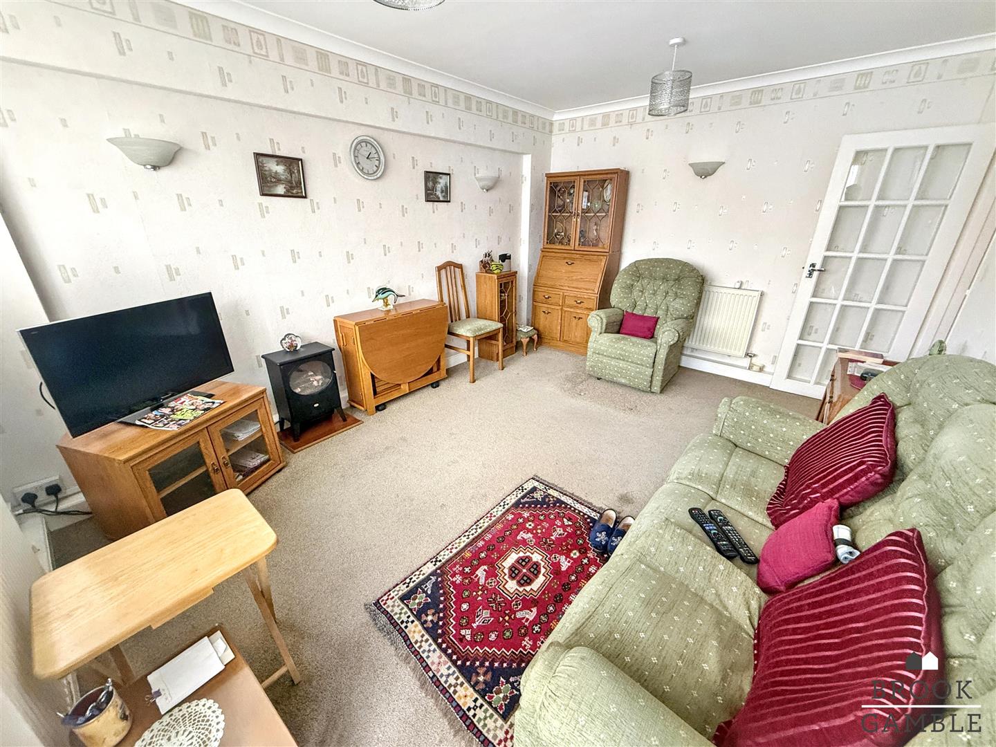 2 Bedroom Apartment - Purpose Built. Trinity Place in Eastbourne,  8